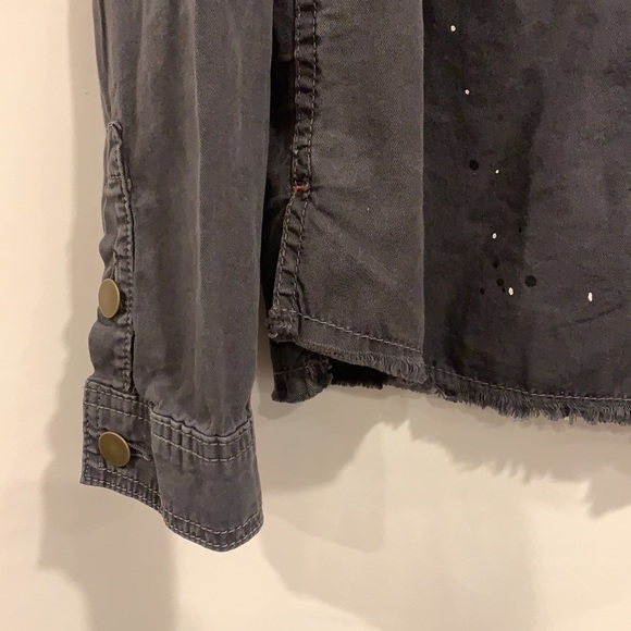 NWT SUNDRY Paint Splattered Denim Shirt Jacket - Picture 5 of 6